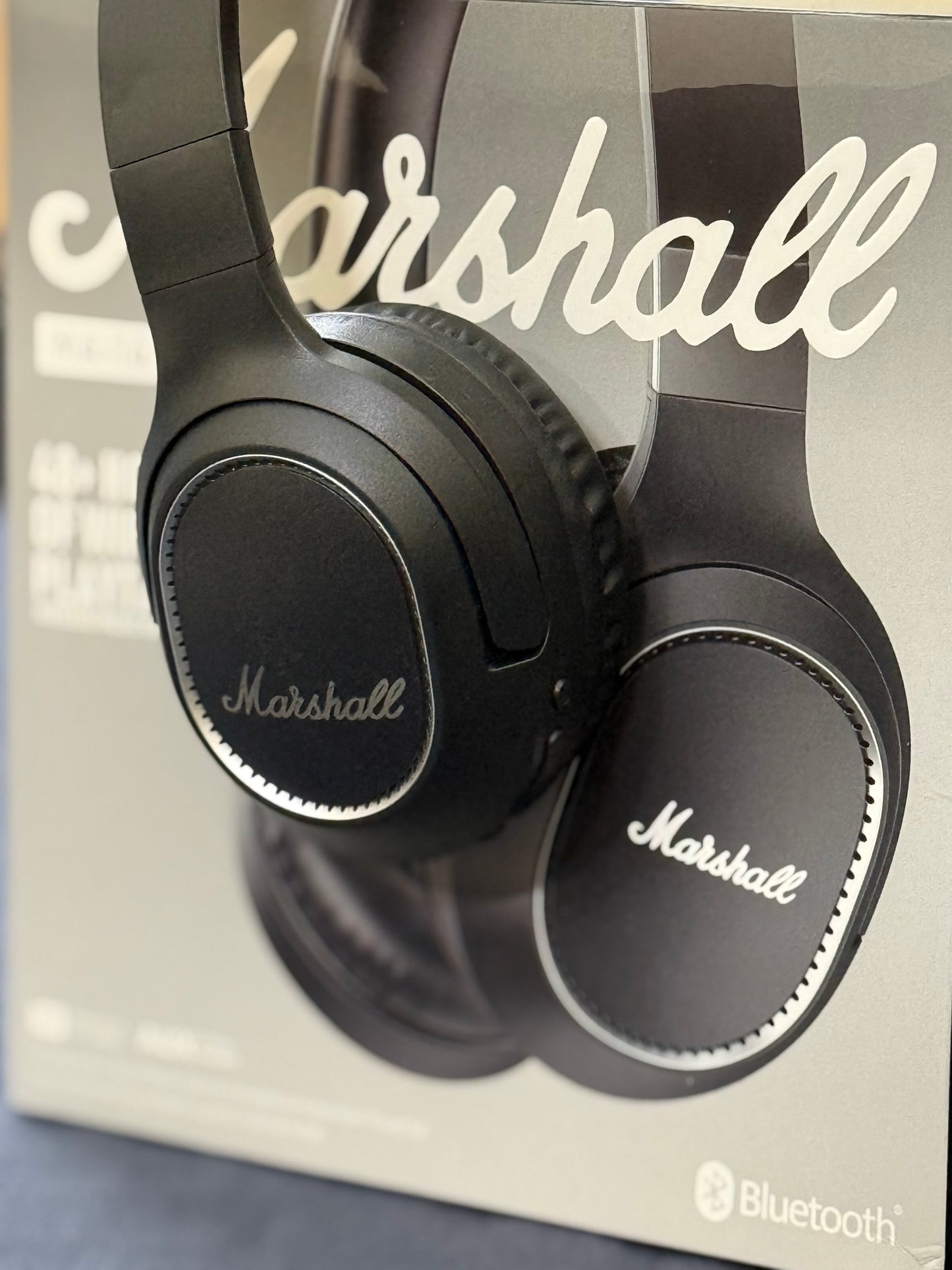 Marshall Major VI Bluetooth Headphone - 48+ hours of wireless playtime